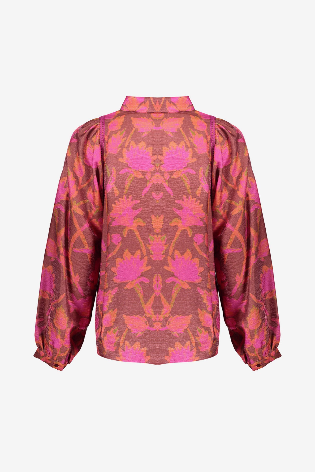 Geisha dames blouse met kleurrijke bloemenprint en verfijnde details