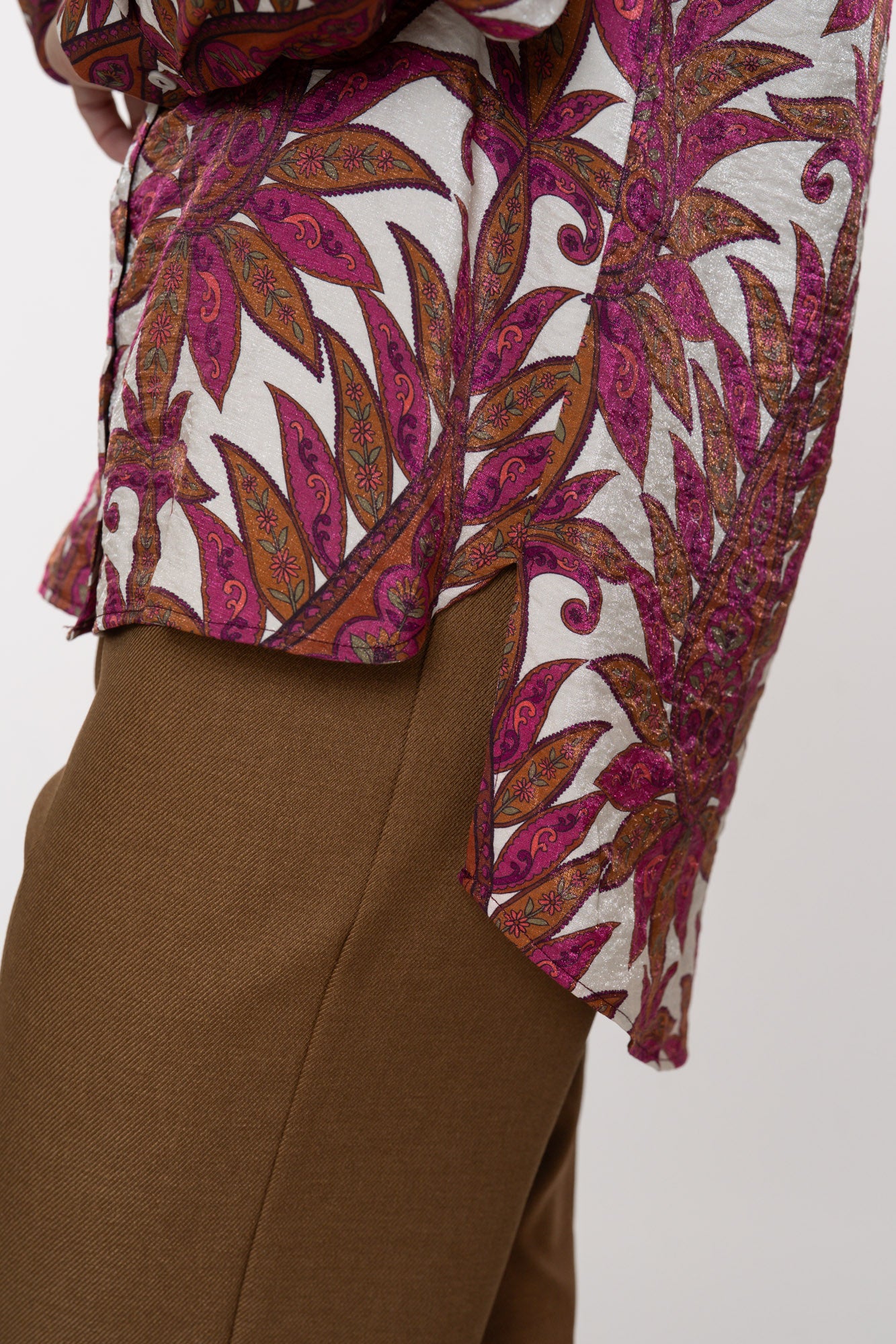 Geisha dames blouse met kleurrijke botanische print