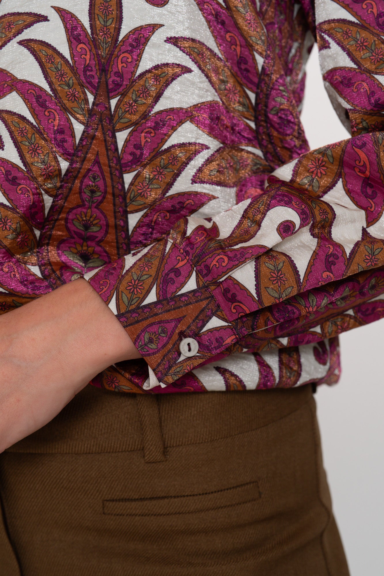 Geisha dames blouse met kleurrijke botanische print