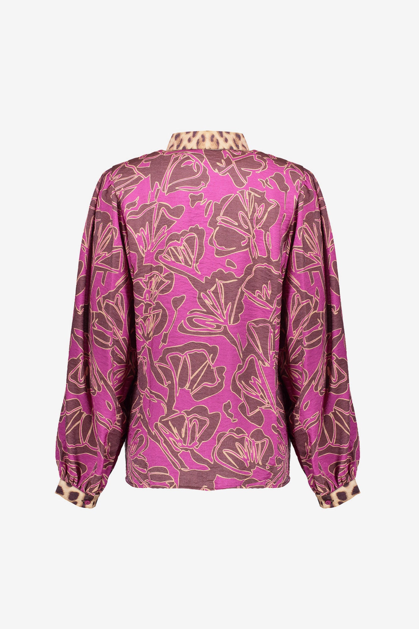 Geisha dames blouse met fuchsia statement print en luipaarddetails