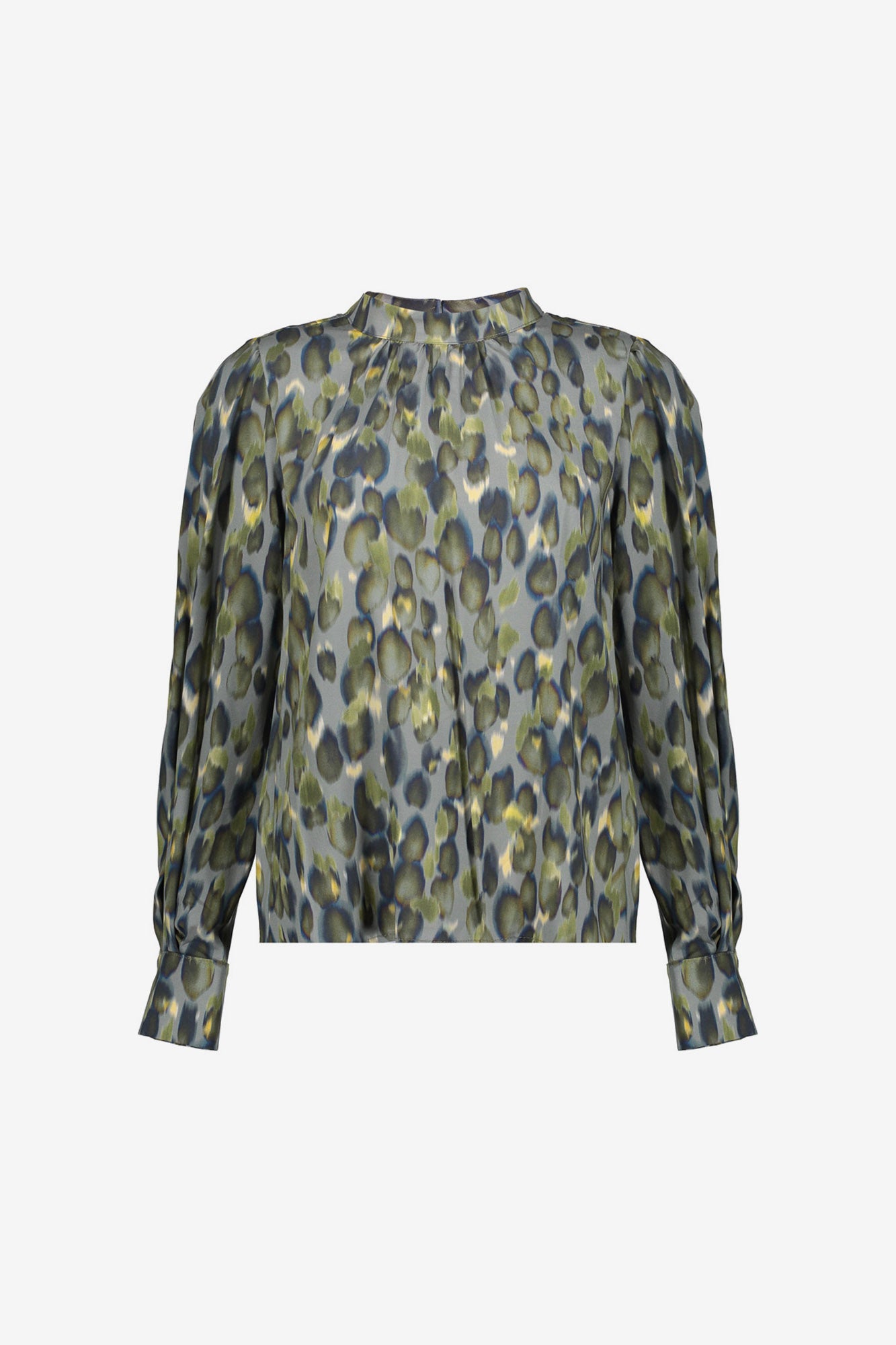 Geisha dames top met aquarel animalprint in groene tinten