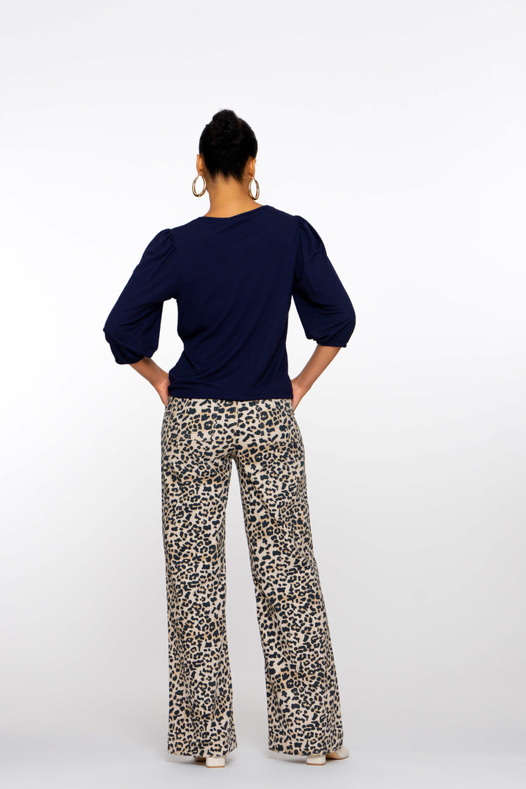 Geisha Fashion dames straight fit broek met panterprint