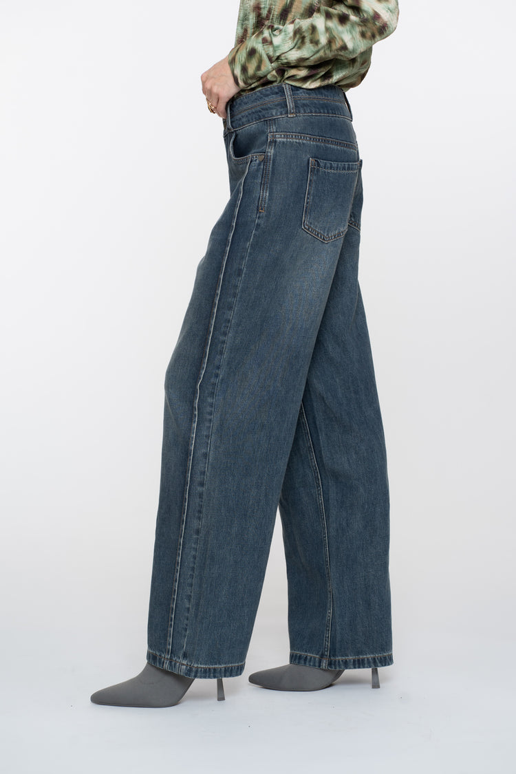 Geisha dames flare jeans met dubbele knoop