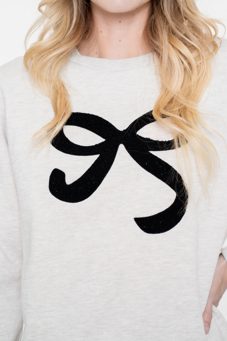 Geisha dames sweater met strik chestprint