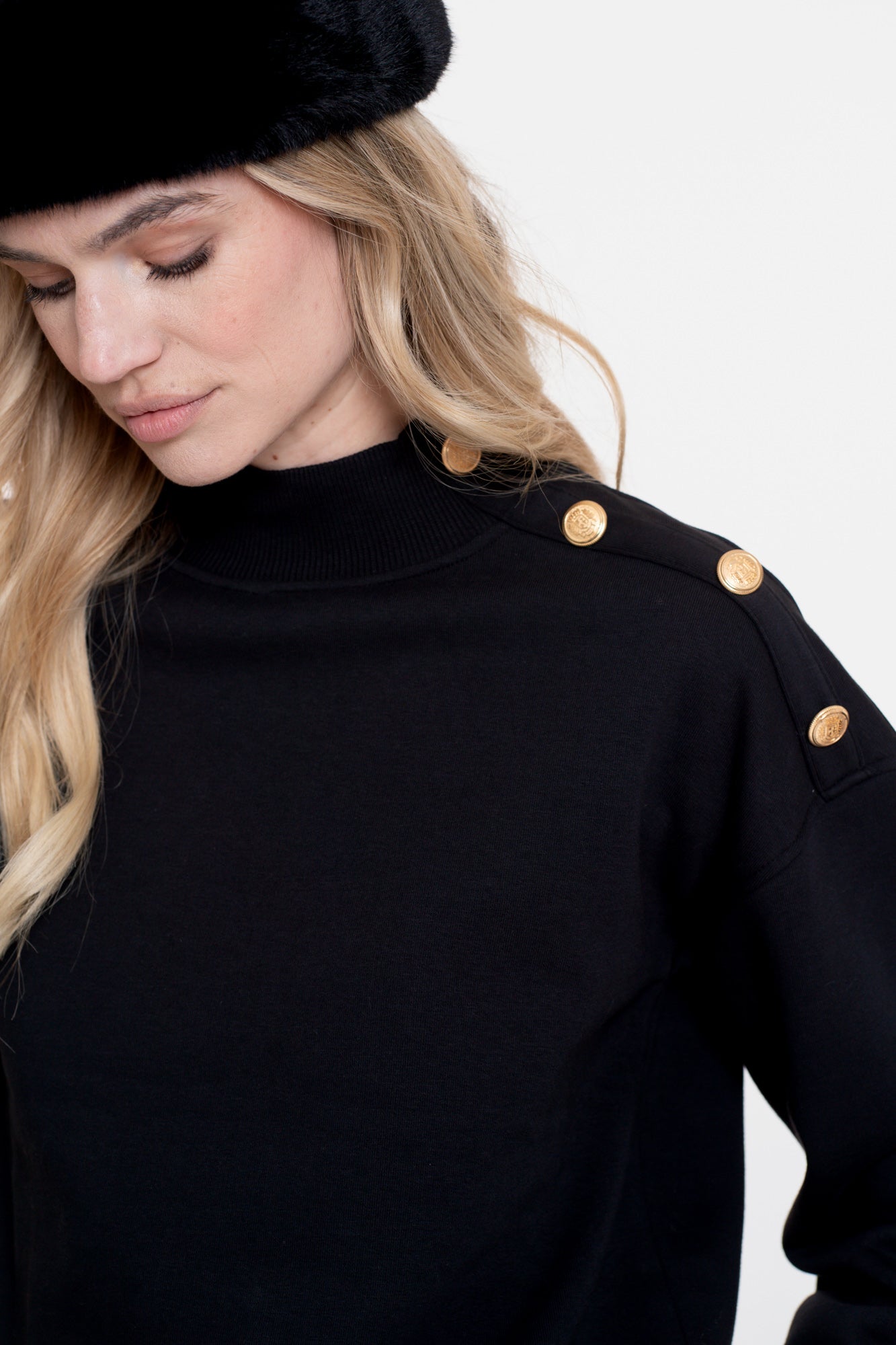 Geisha dames sweater met gouden buttons