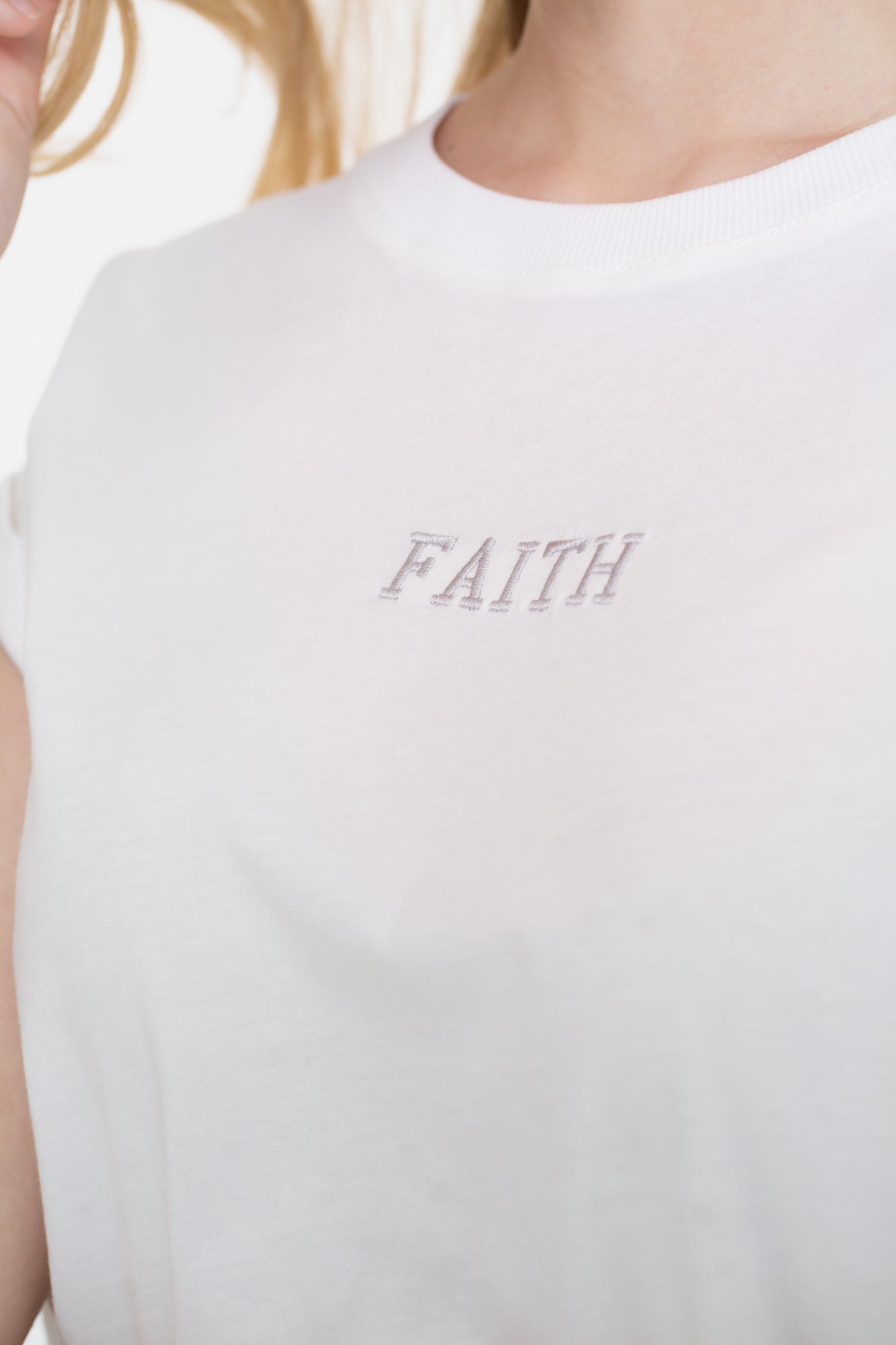 Geisha dames basic T-shirt met embrodery tekst