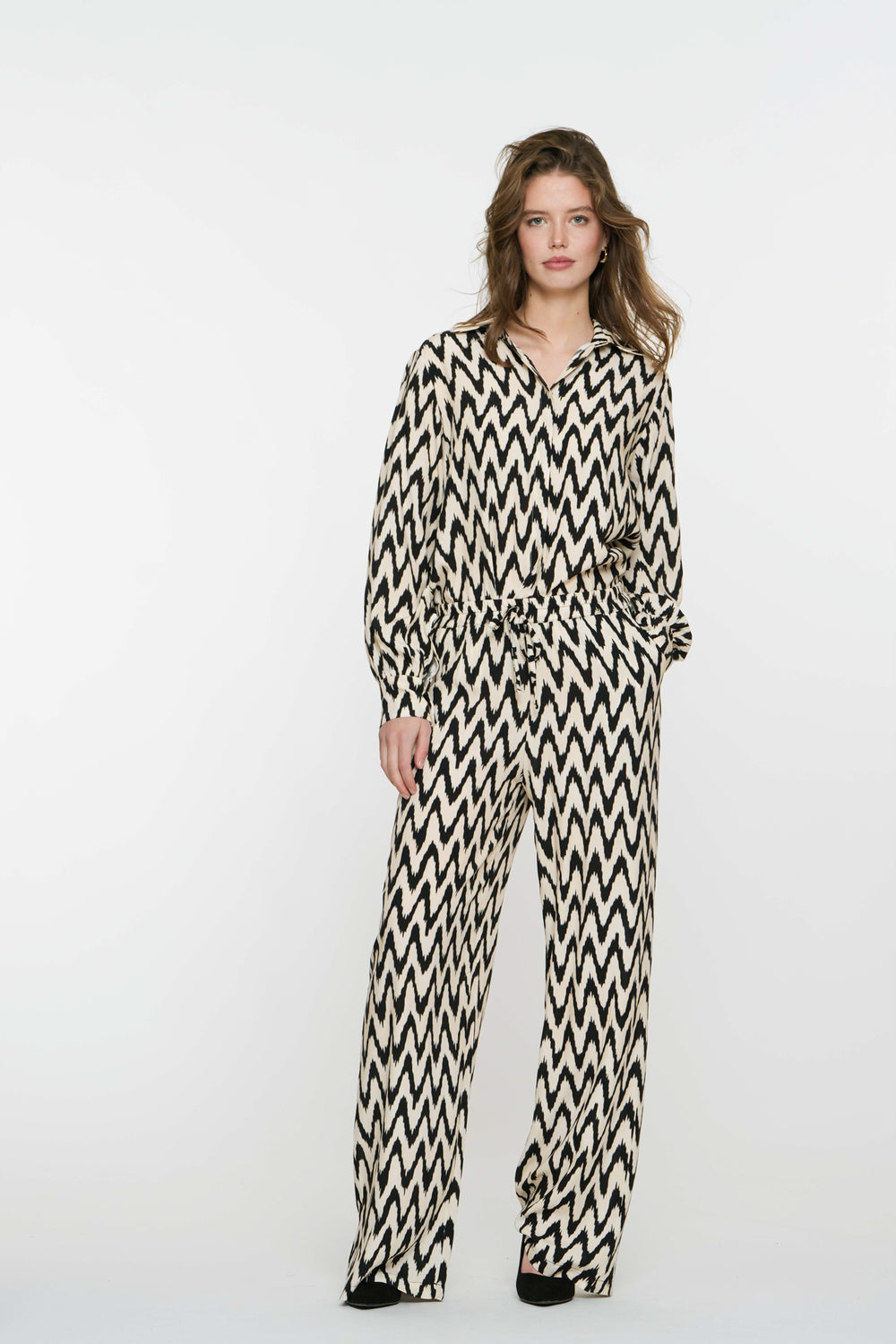 Geisha Fashion damesbroek met zigzagprint