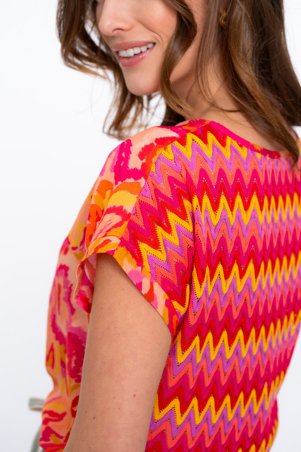 Geisha Fashion dames top met ajourdetails