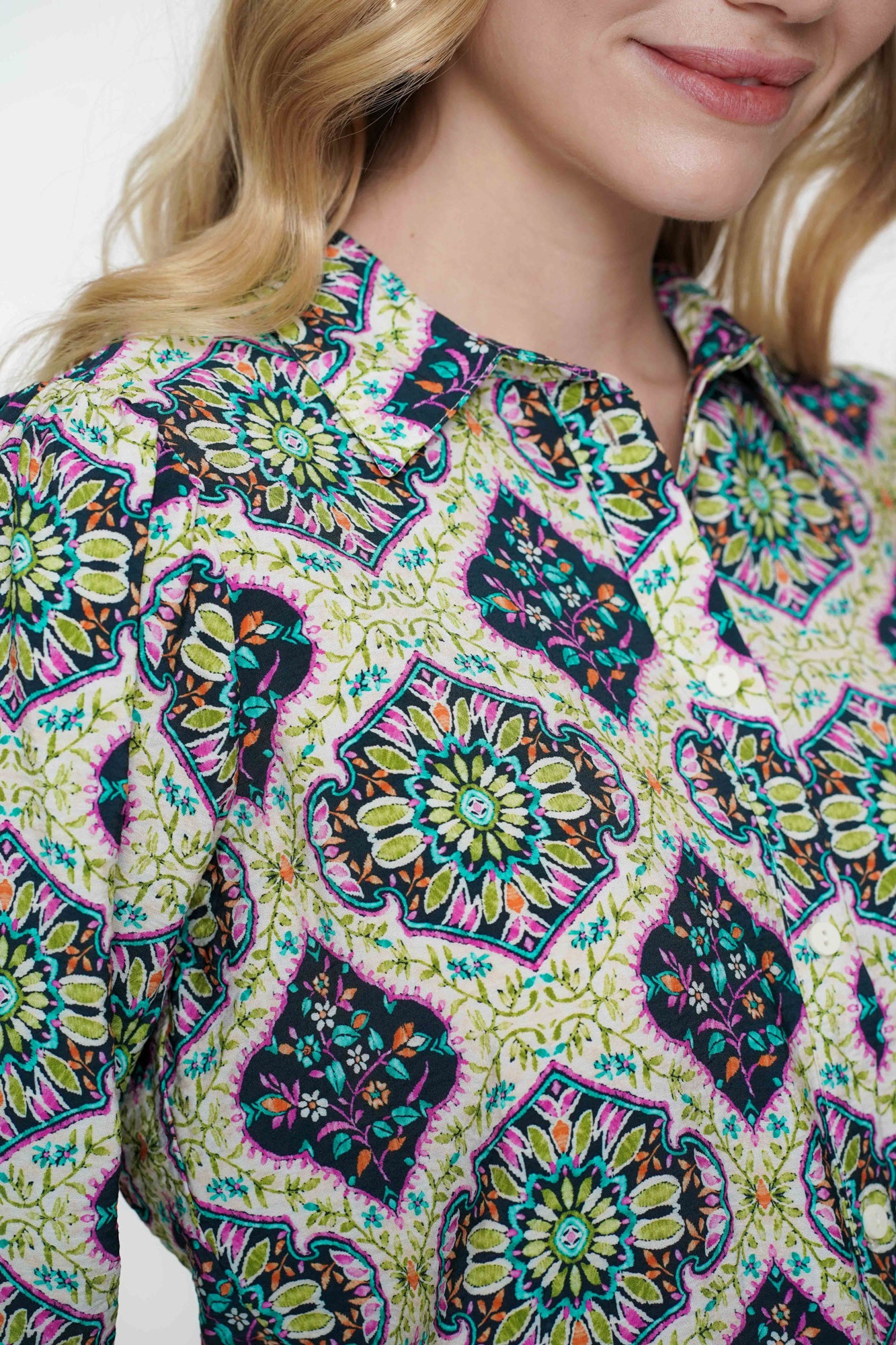Geisha Fashion damesblouse met etnische print