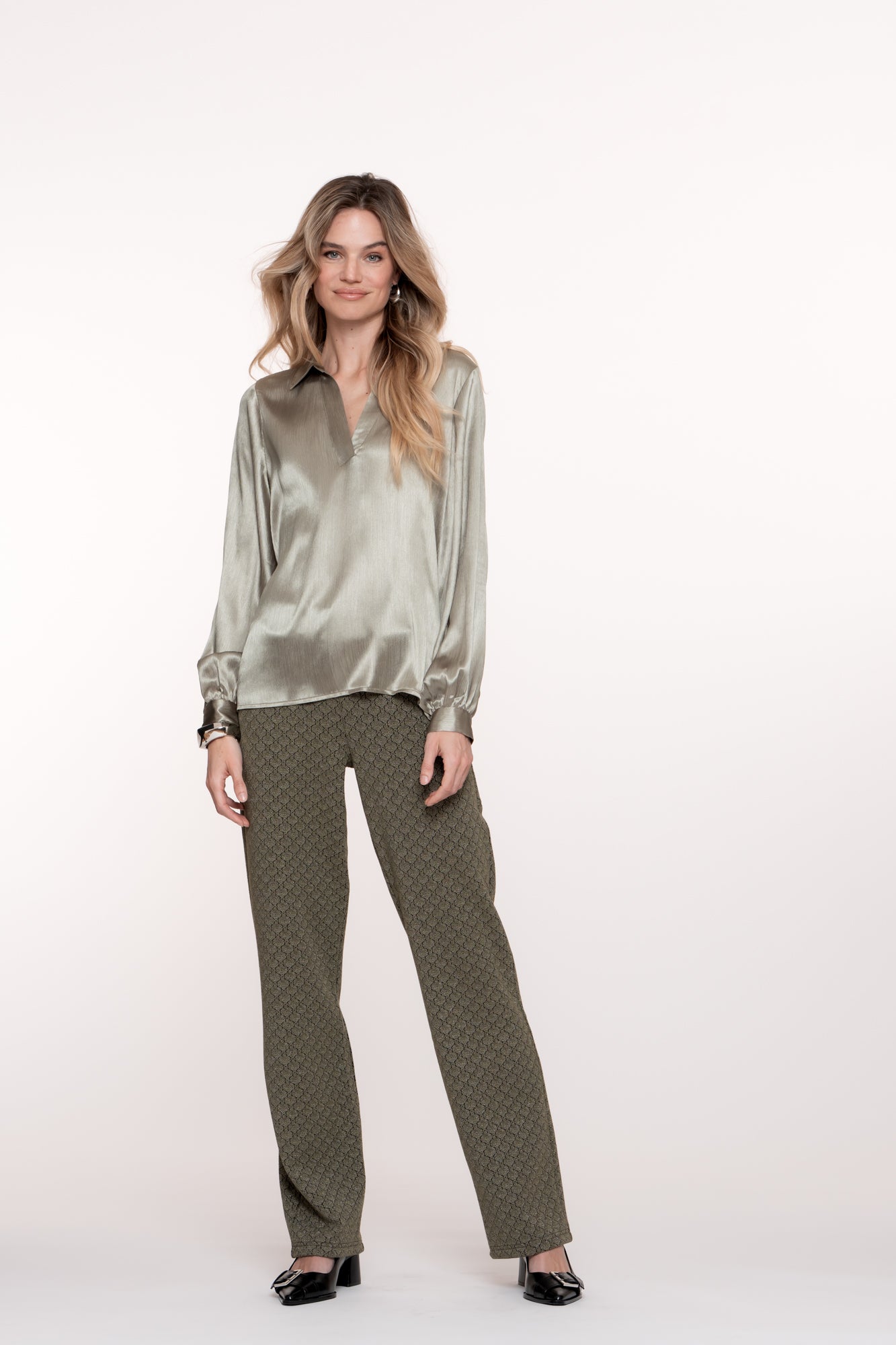 Geisha dames satijnachtige blouse met V-hals