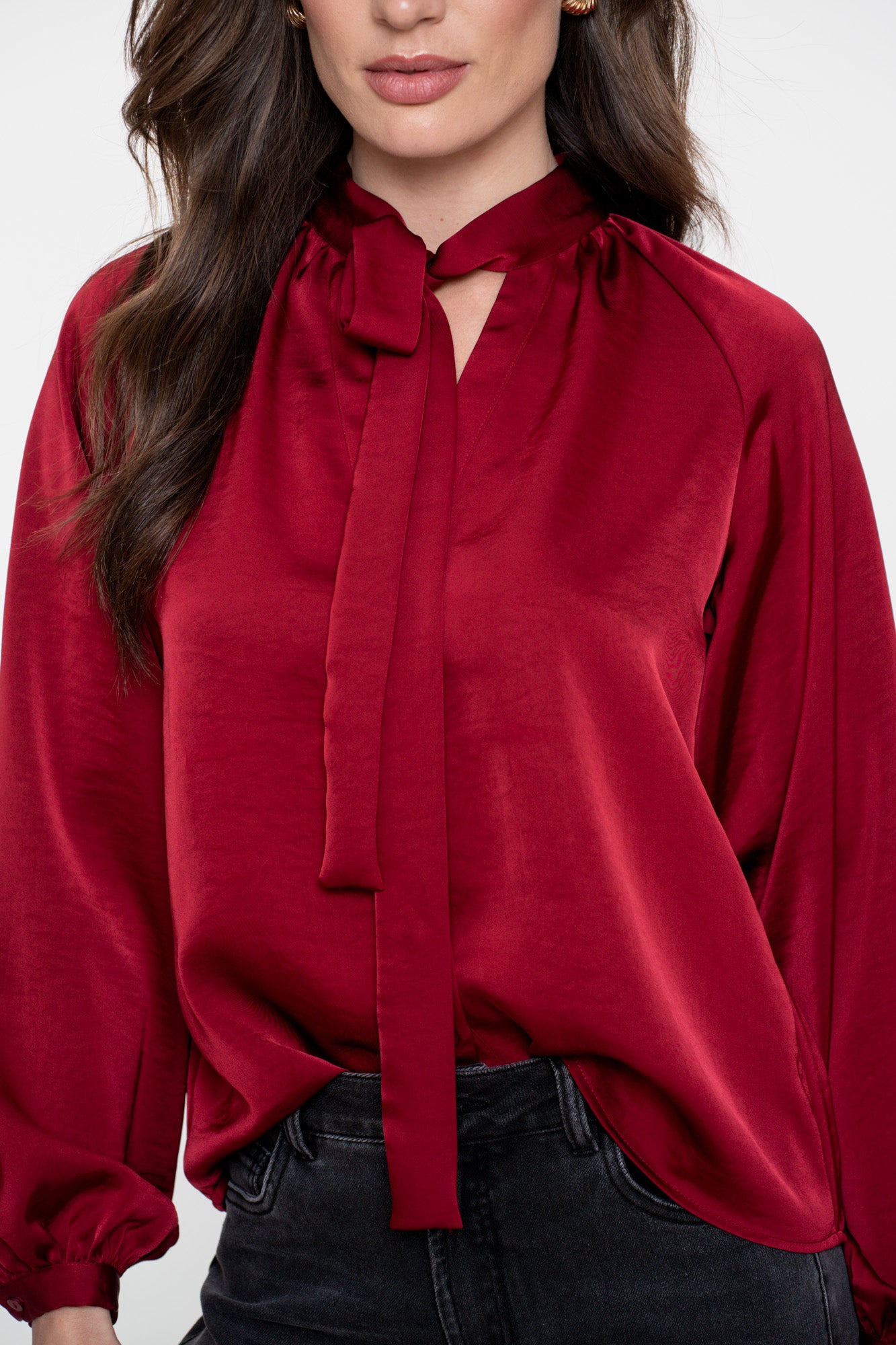 Geisha dames satin look blouse met strikdetail