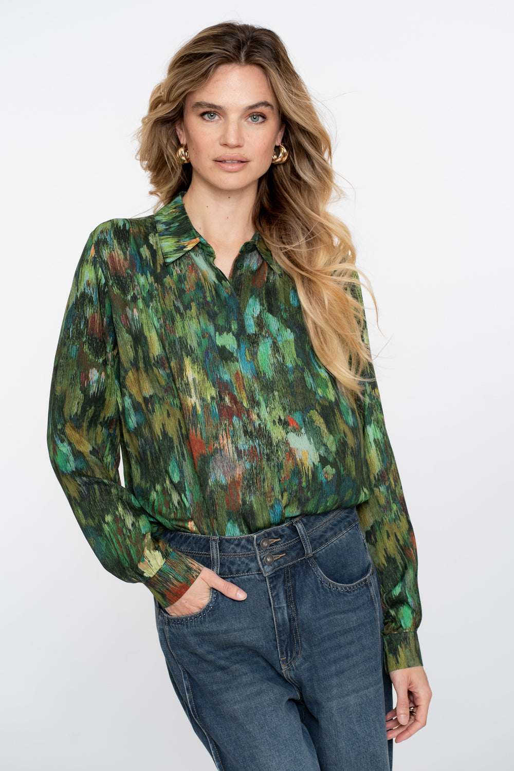 Geisha dames blouse met groen getinte print
