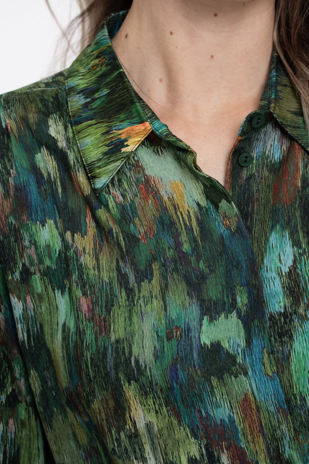 Geisha dames blouse met groen getinte print