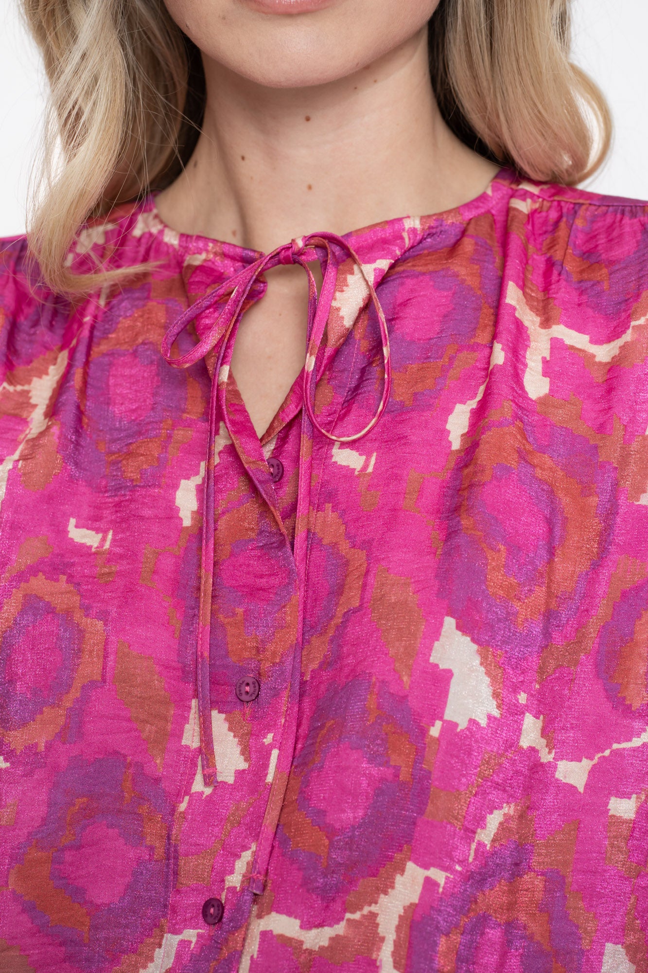 Geisha dames blouse met print en sierkoordje