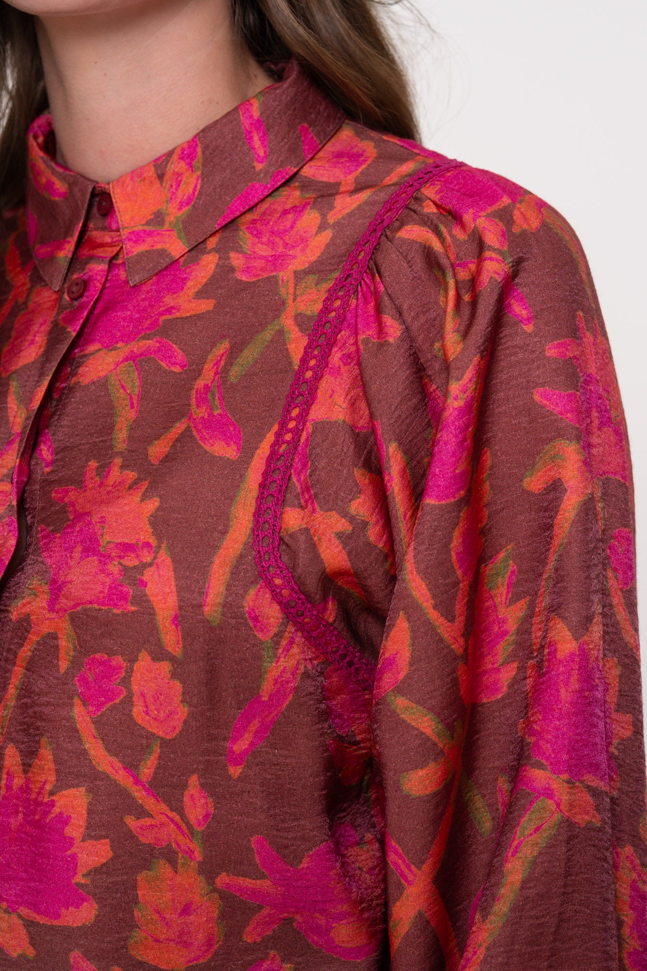 Geisha dames abstracte swirl print blouse met strik