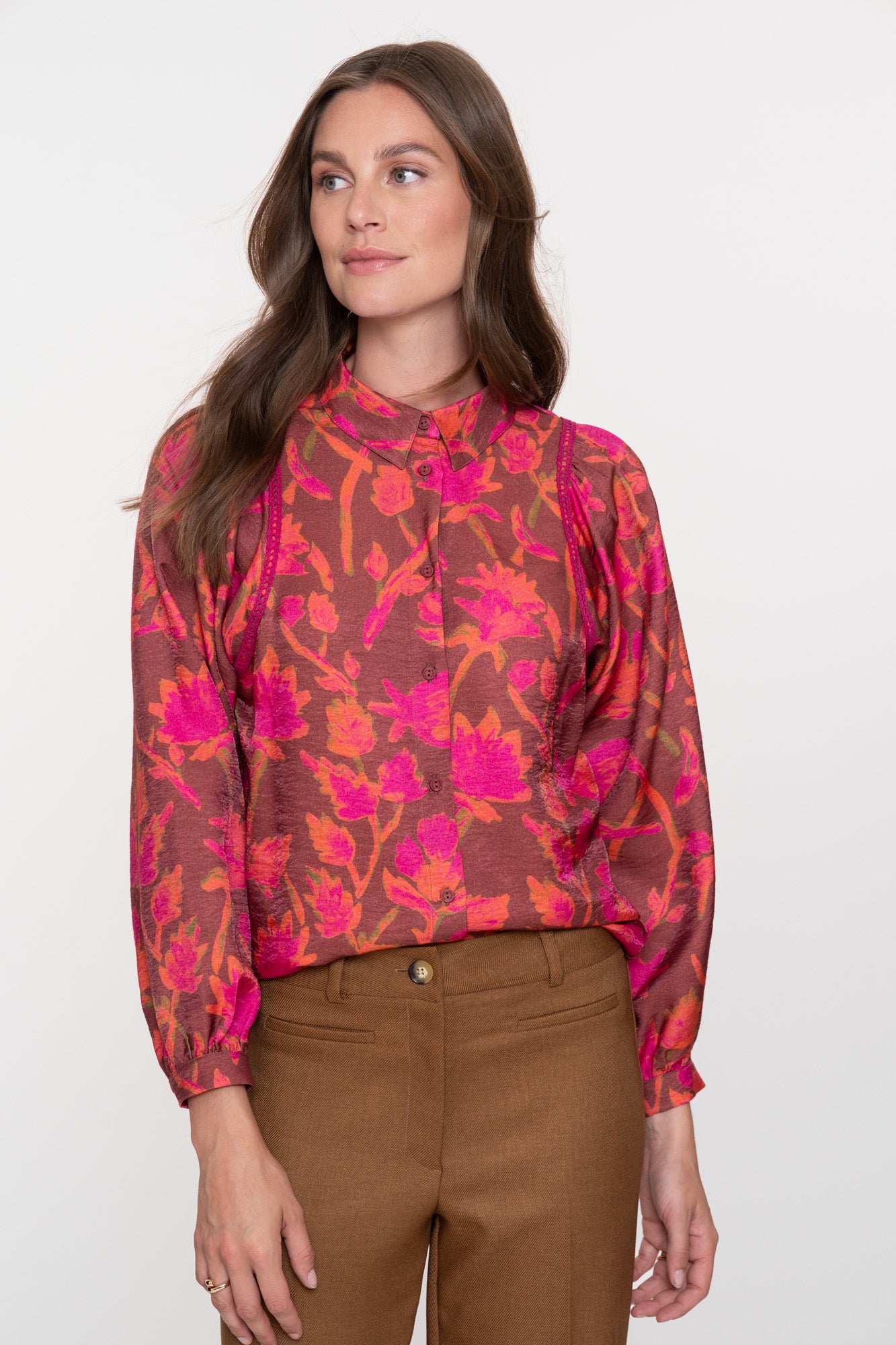 Geisha dames abstracte swirl print blouse met strik