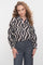 Geisha dames zwarte blouse met metallic waveprint en glanzende details