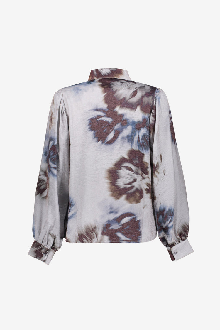 Geisha dames grijze blouse met aquarel bloemenprint en glanzende finish