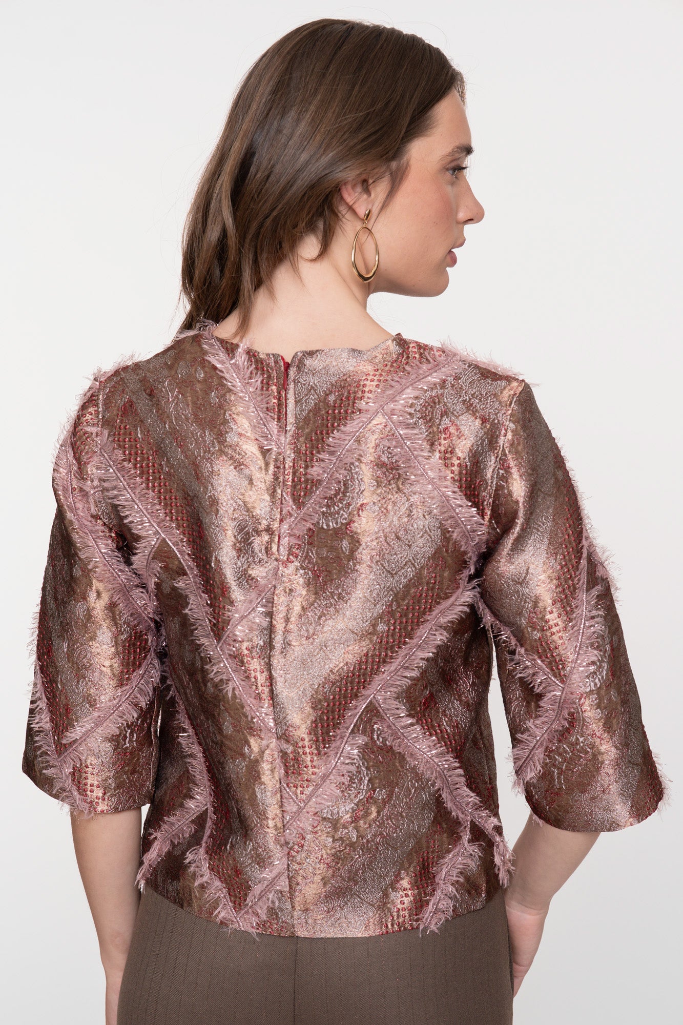 Geisha dames top met metallic en fluffy garen