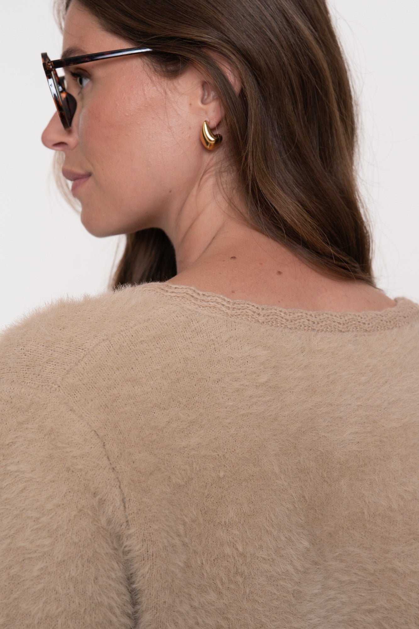Geisha dames fluffy vest met gehaakte details