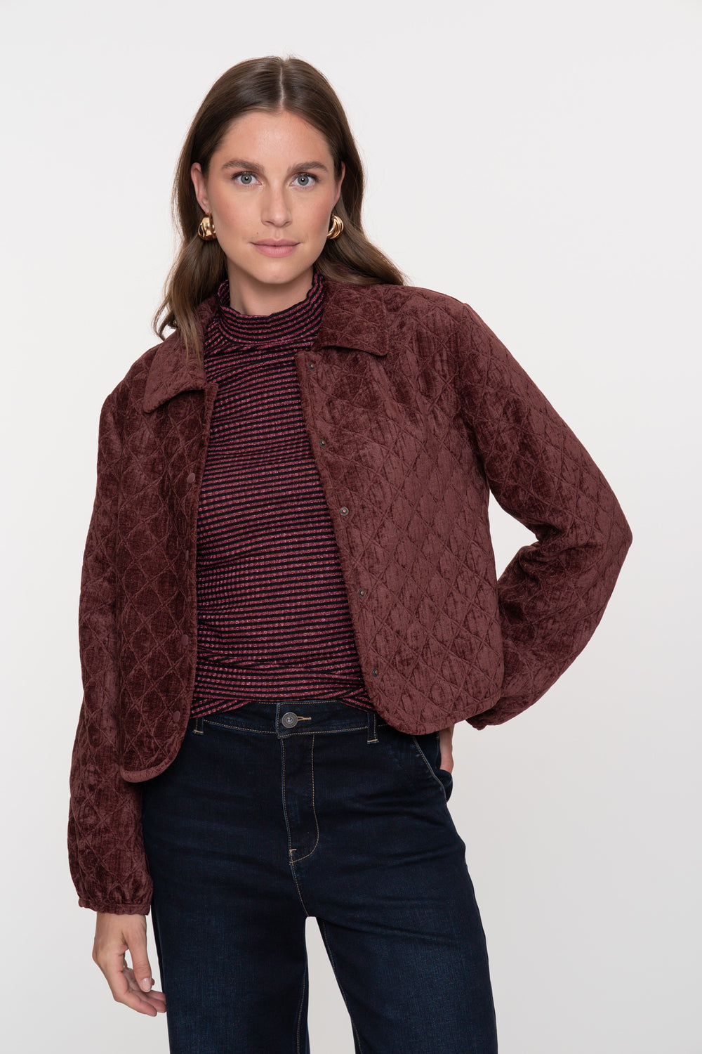 Geisha dames velvet quilted jacket in burgundy
