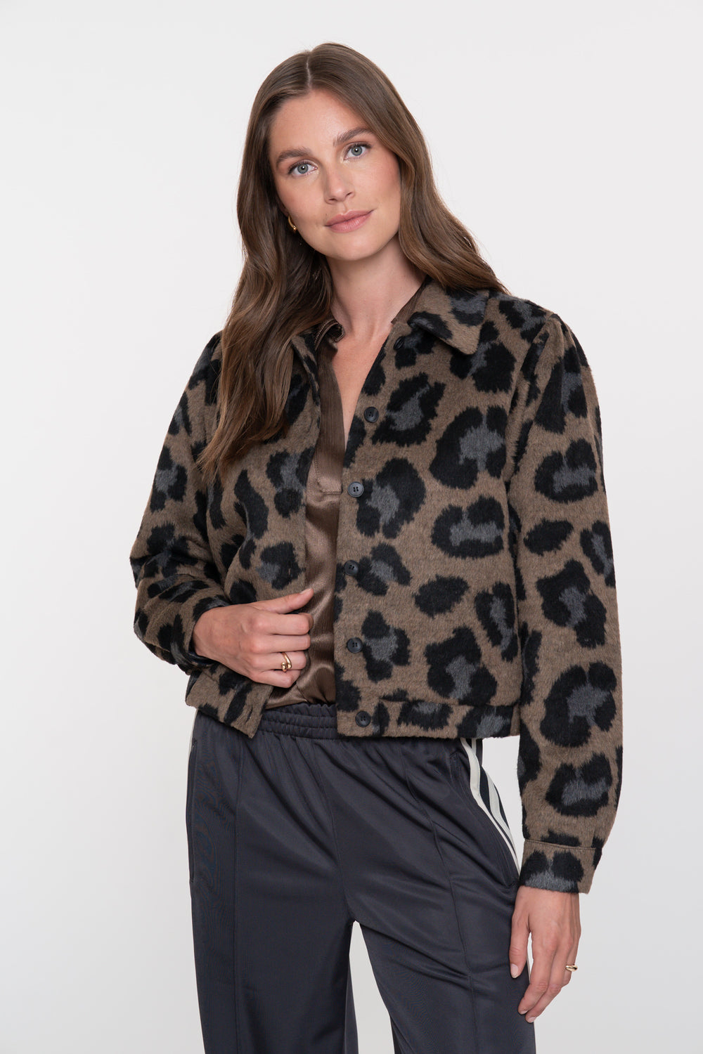 Geisha dames kort jasje met animal print en klassieke kraag
