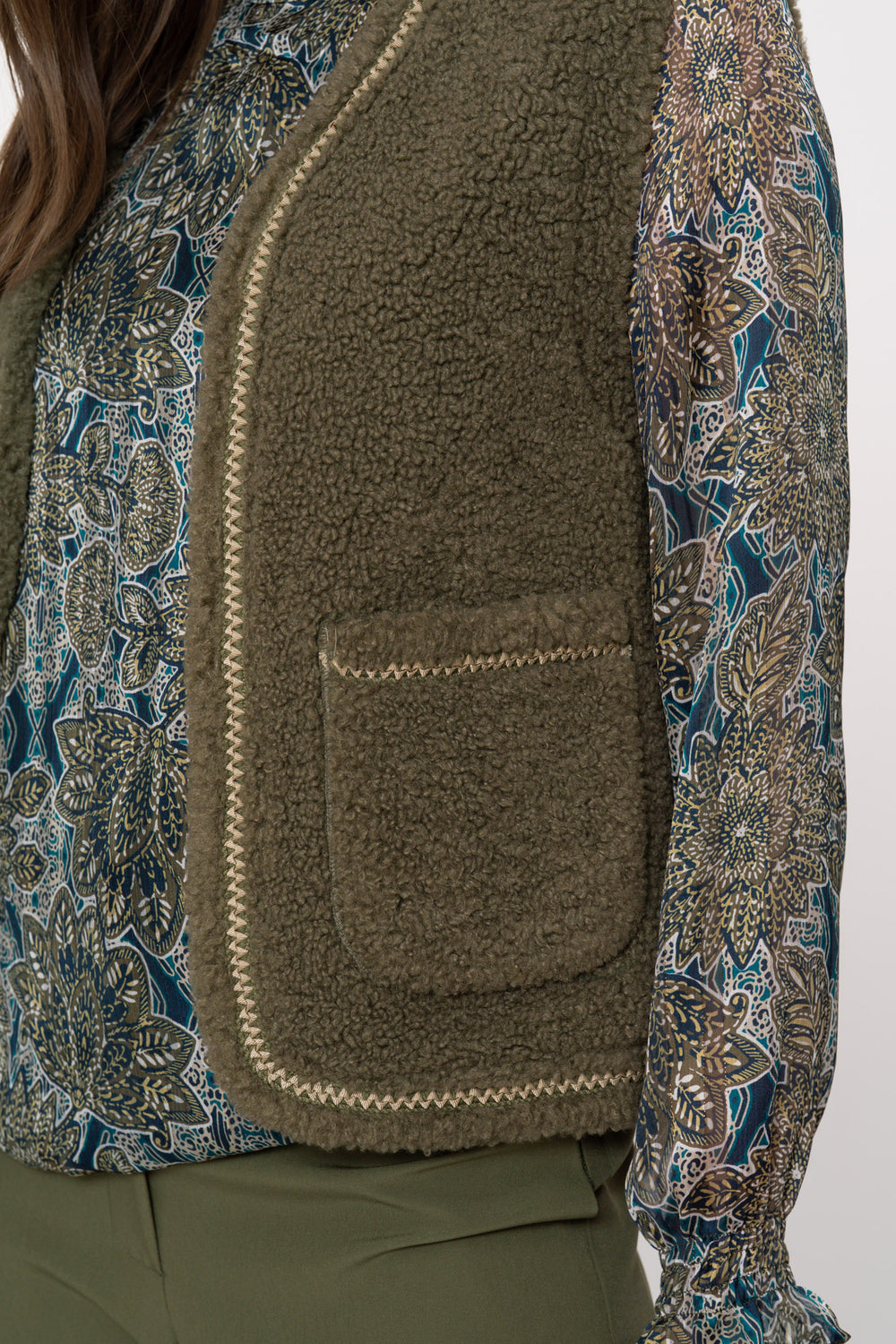 Geisha dames teddy gilet met geweven bies