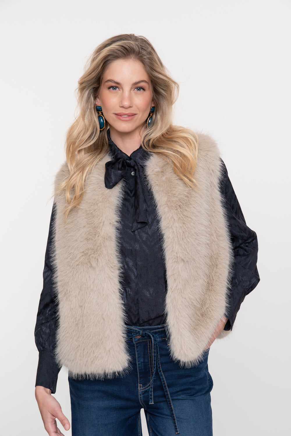 Geisha dames oversized furry gilet