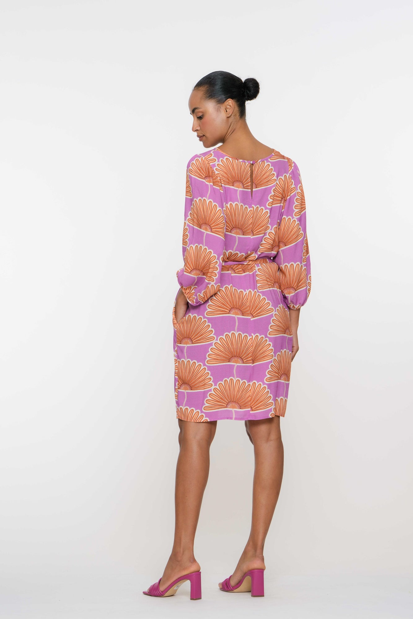 Geisha Fashion damesjurk met mandalabloemen
