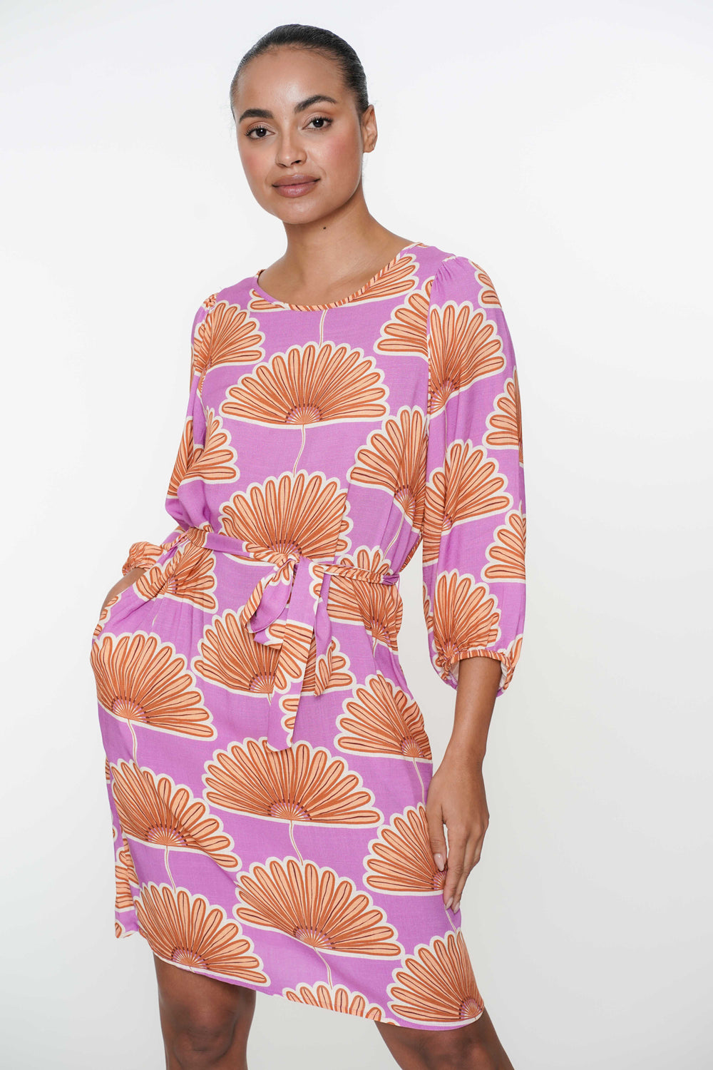Geisha Fashion damesjurk met mandalabloemen