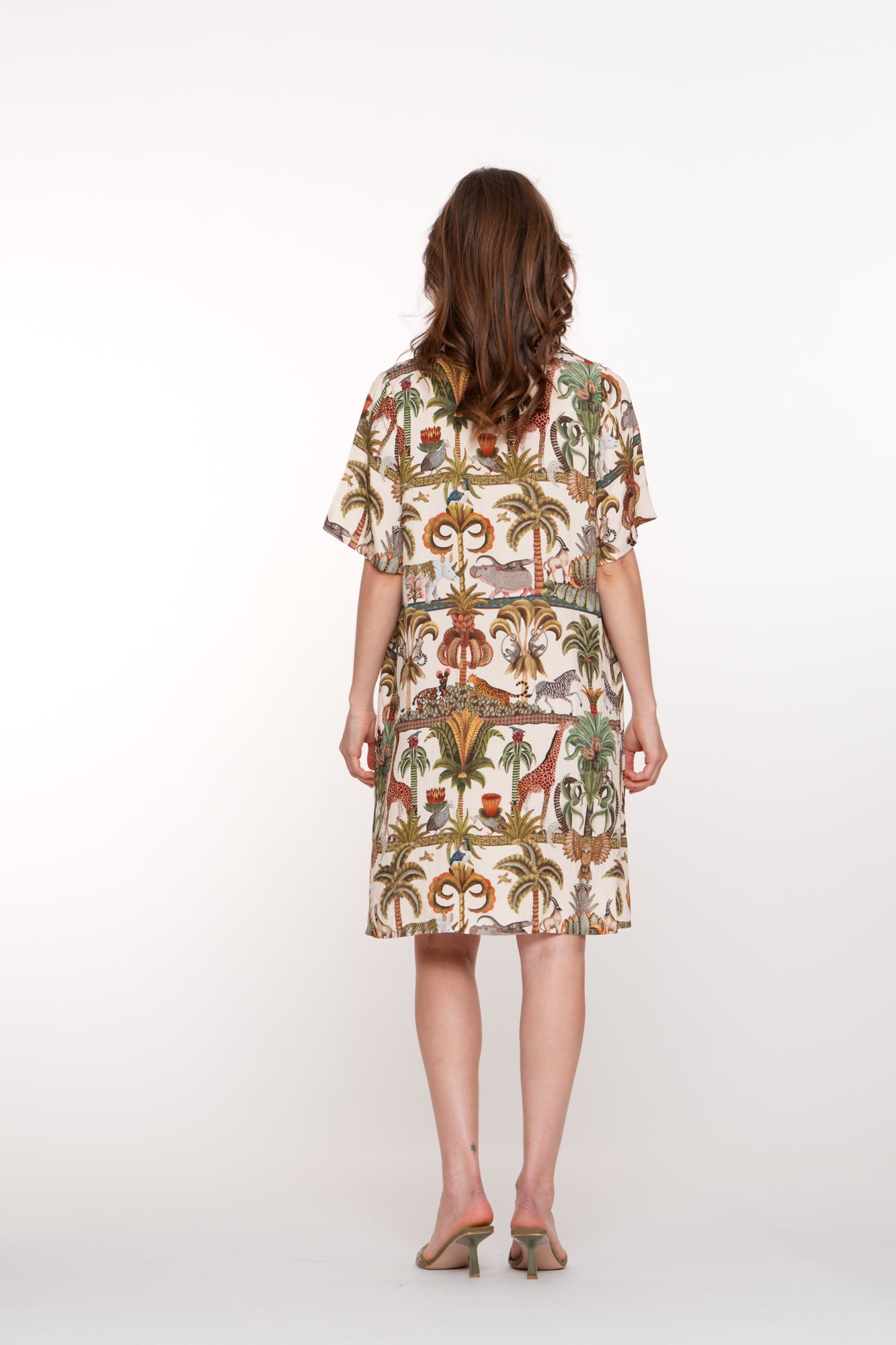 Geisha dames korte kaftan jurk met jungle print