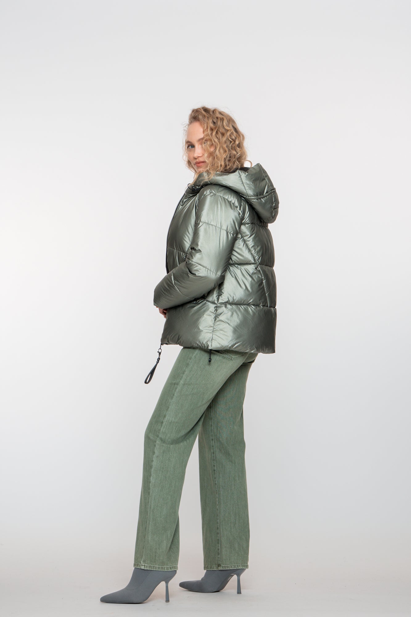 Geisha dames korte metallic pufferjas