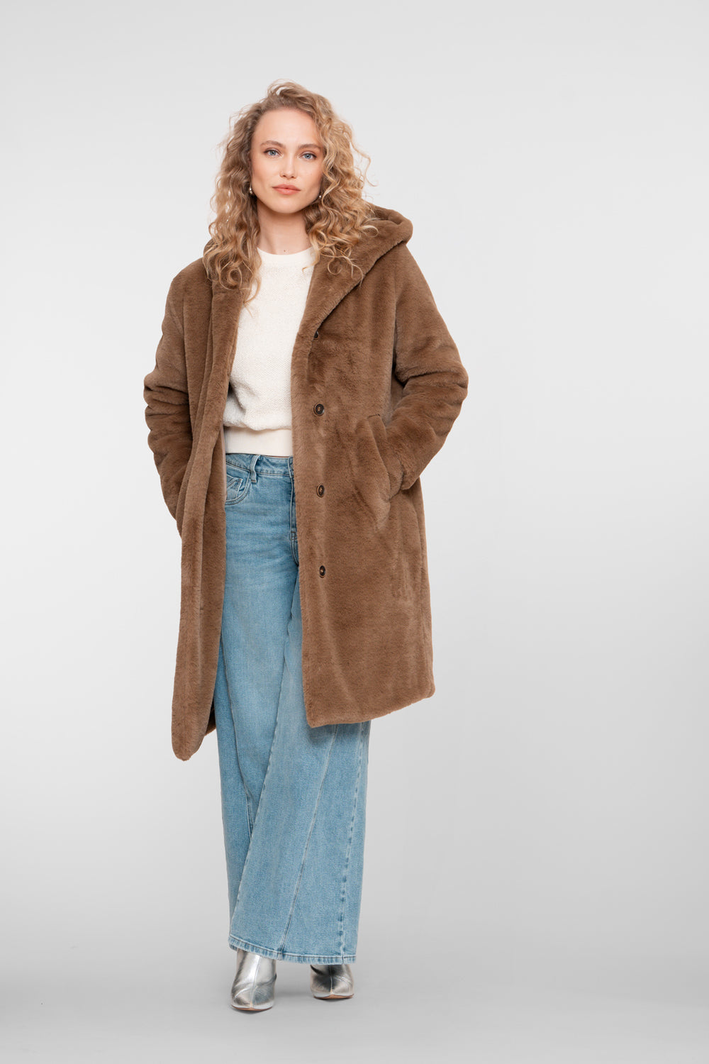 Geisha dames faux fur mantel
