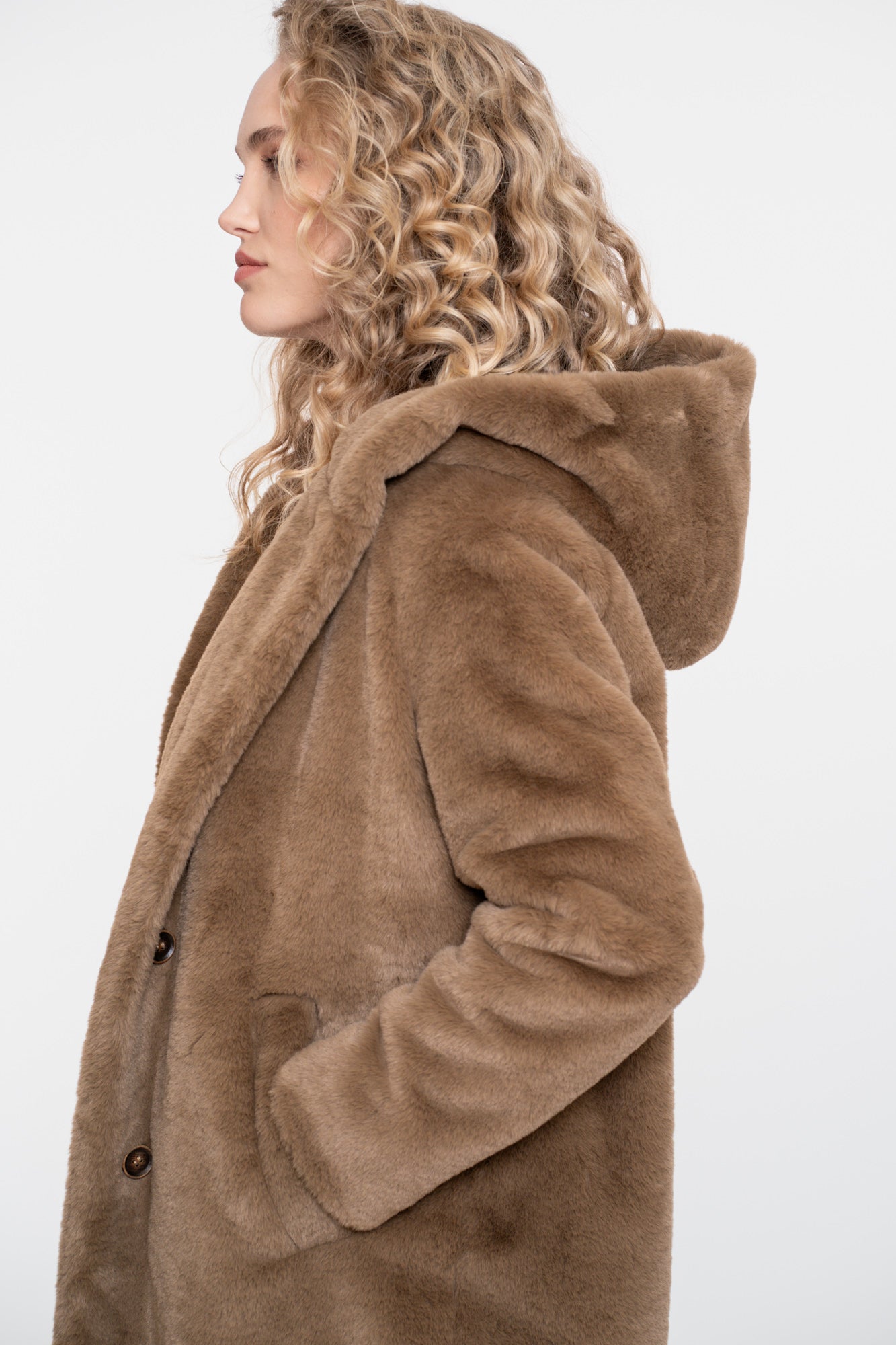 Geisha dames faux fur mantel