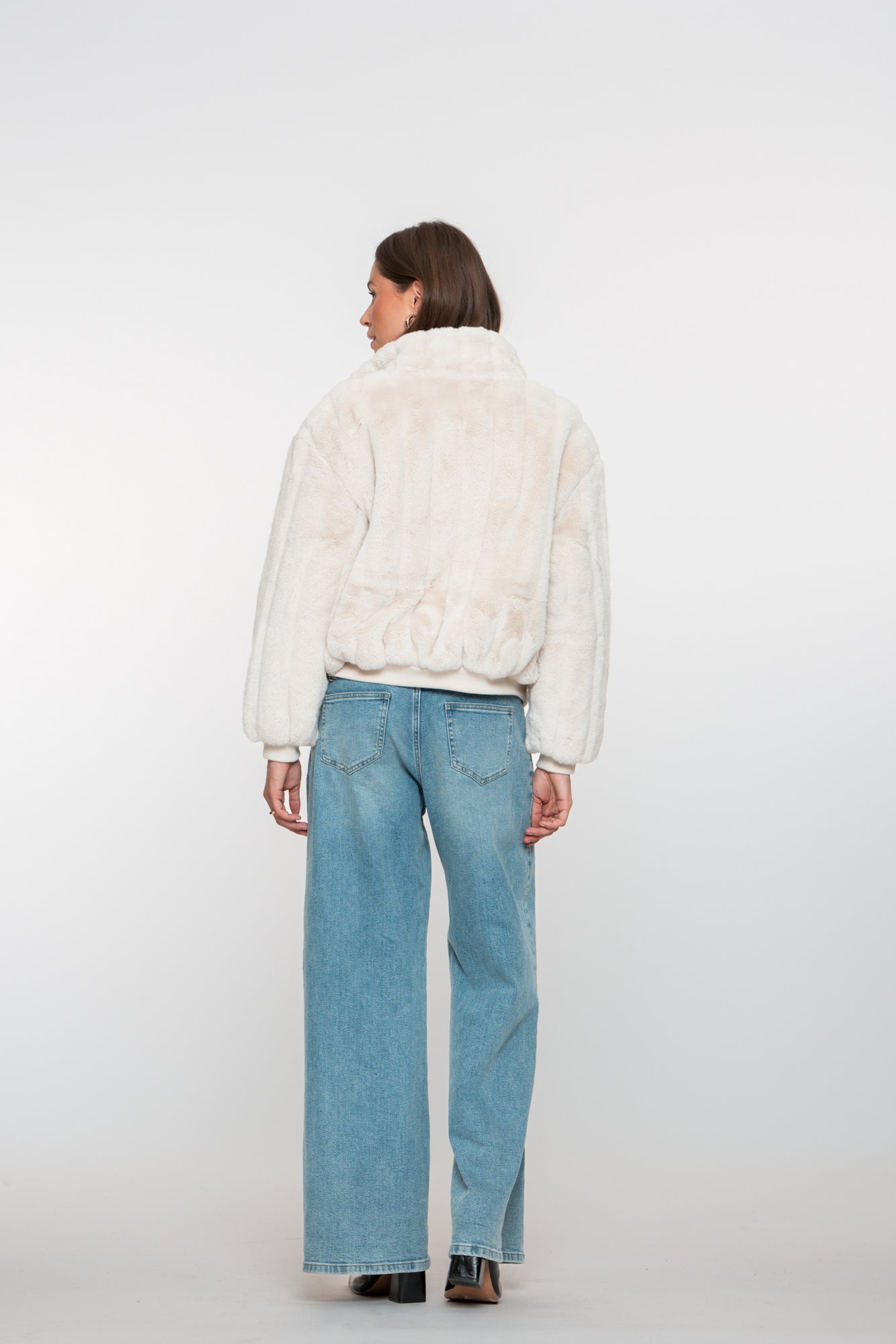 Geisha dames short faux fur jas