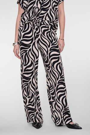 Geisha pantalon met sierlijk bloemdessin