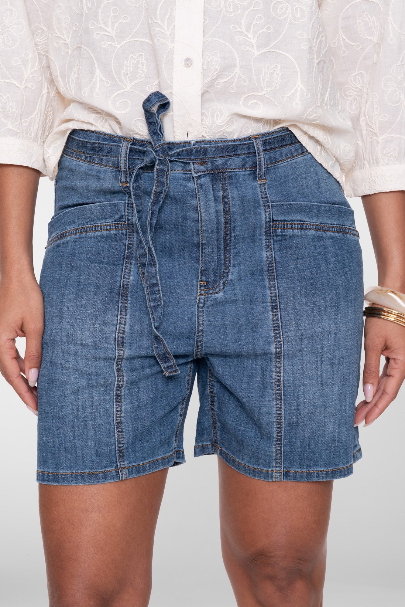Geisha denim short met strikceintuur