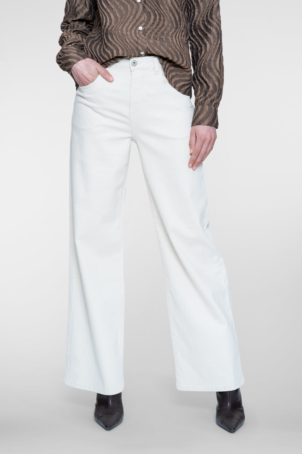 Geisha witte wide leg jeans met hoge taille en comfortabele pasvorm