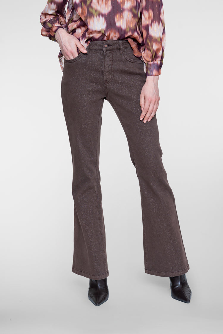 Geisha mid waist flare jeans met subtiele glitter