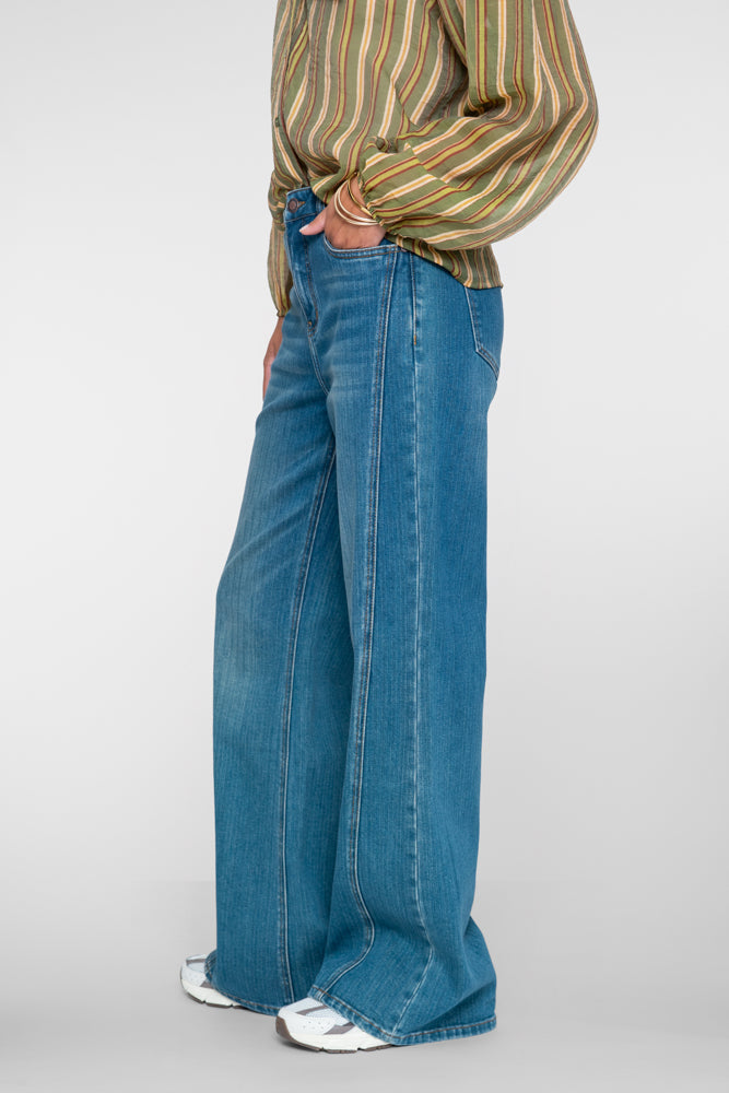 Geisha flared jeans met hoge taille en wijde pijpen