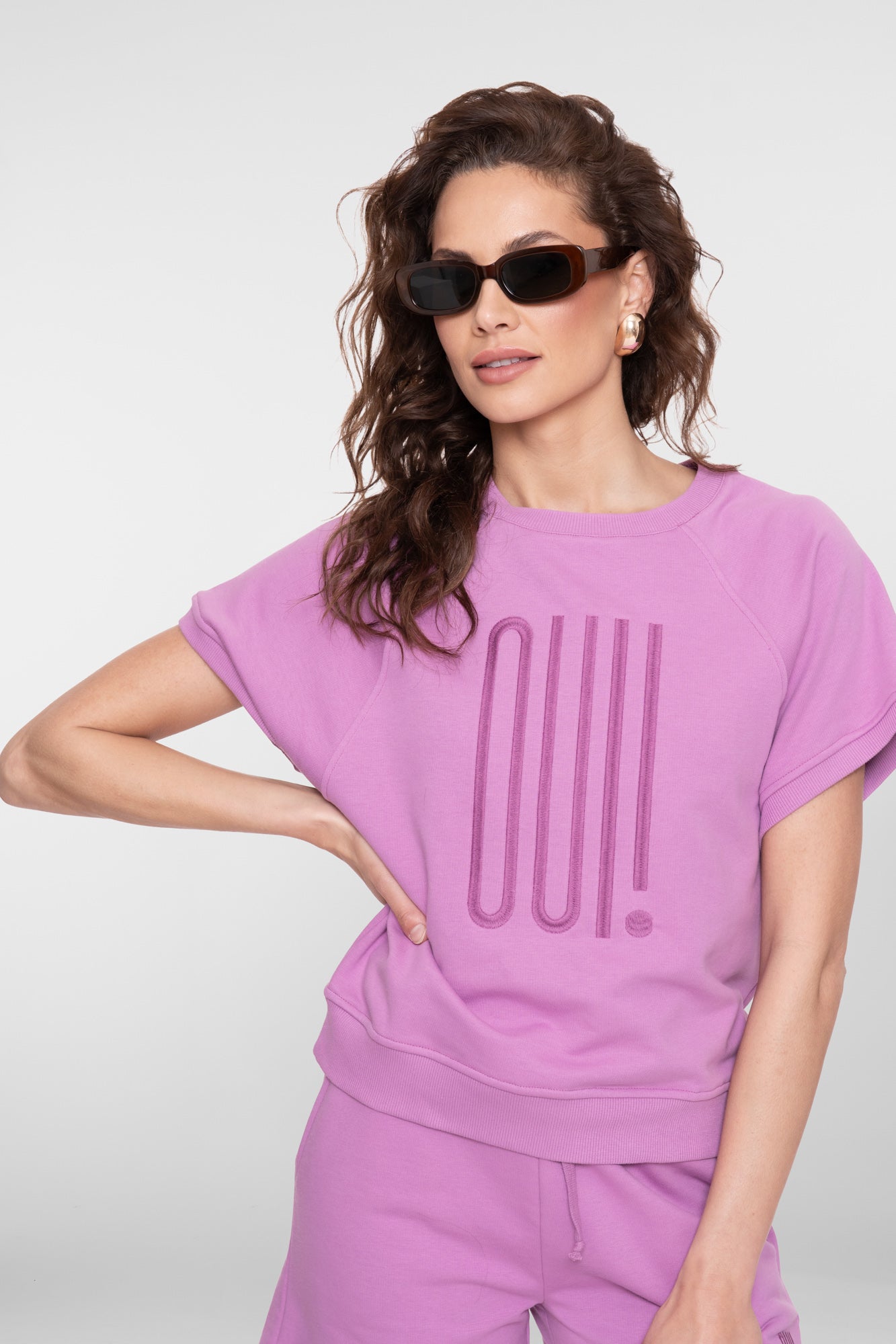 Geisha sweater 'OUI!'