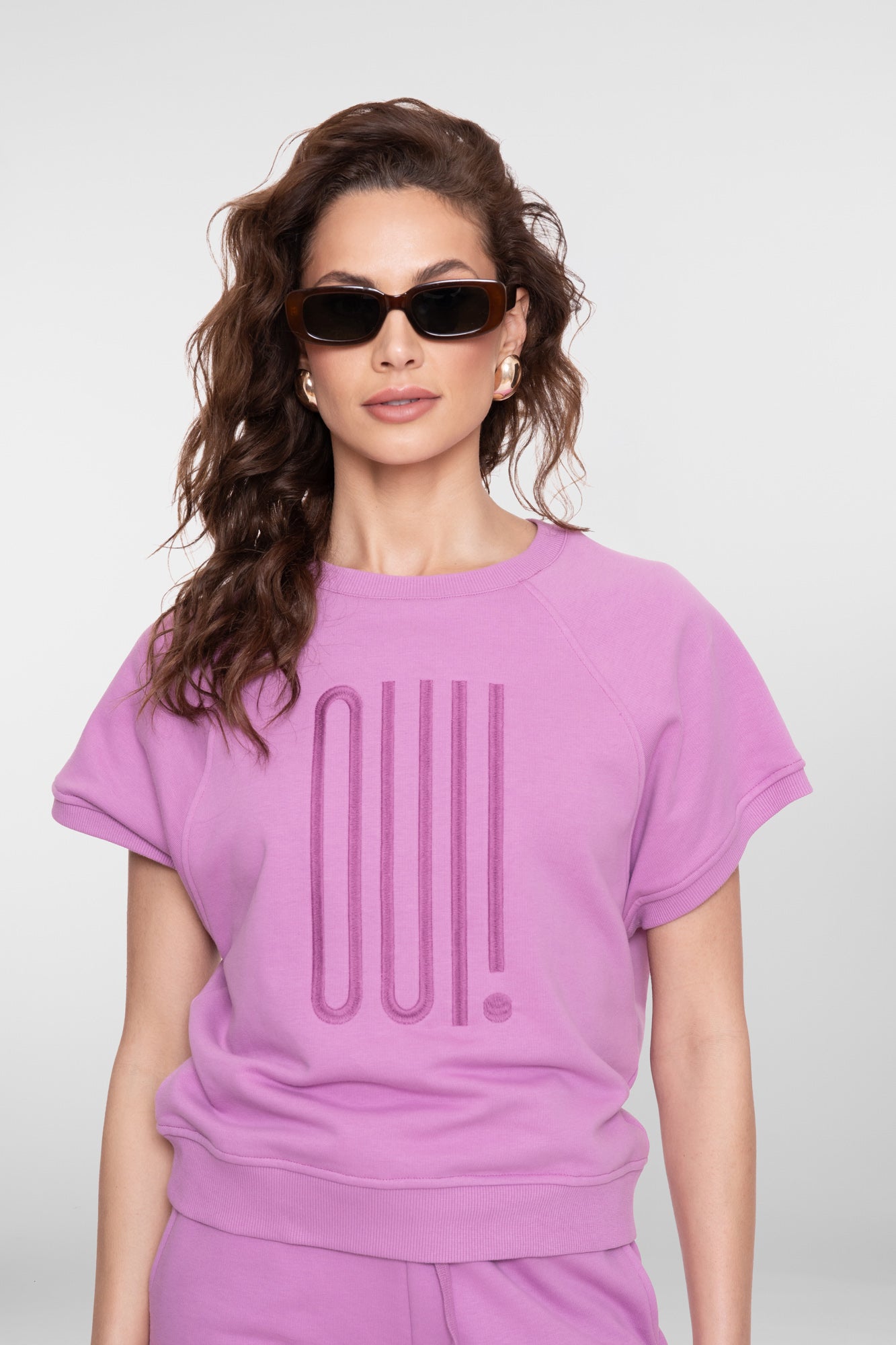 Geisha sweater 'OUI!'