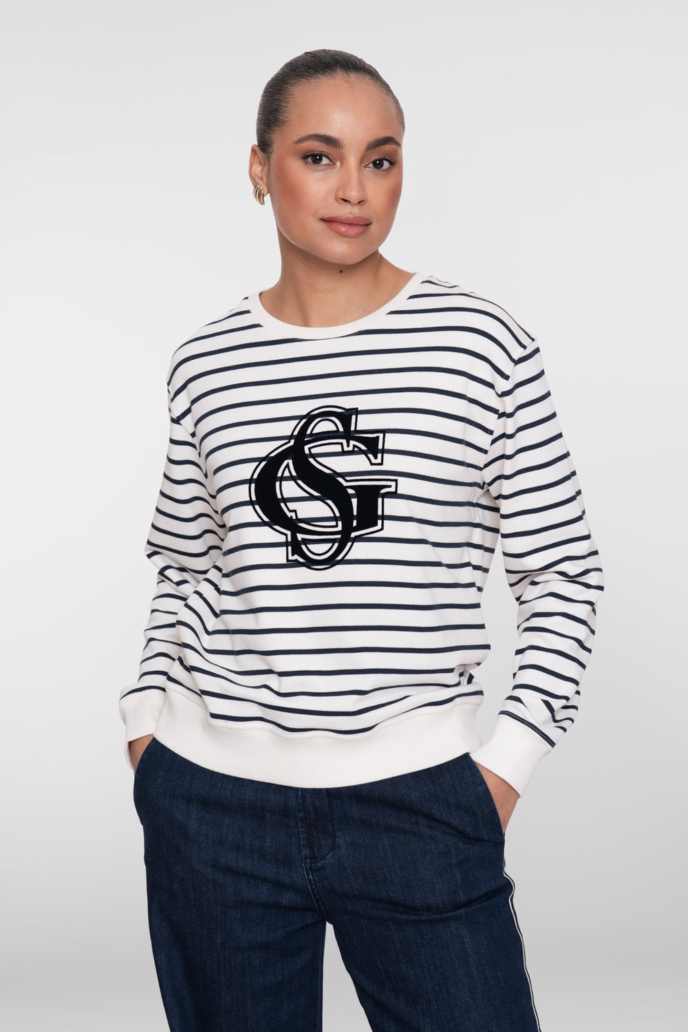 Geisha sweater met strepen en logo