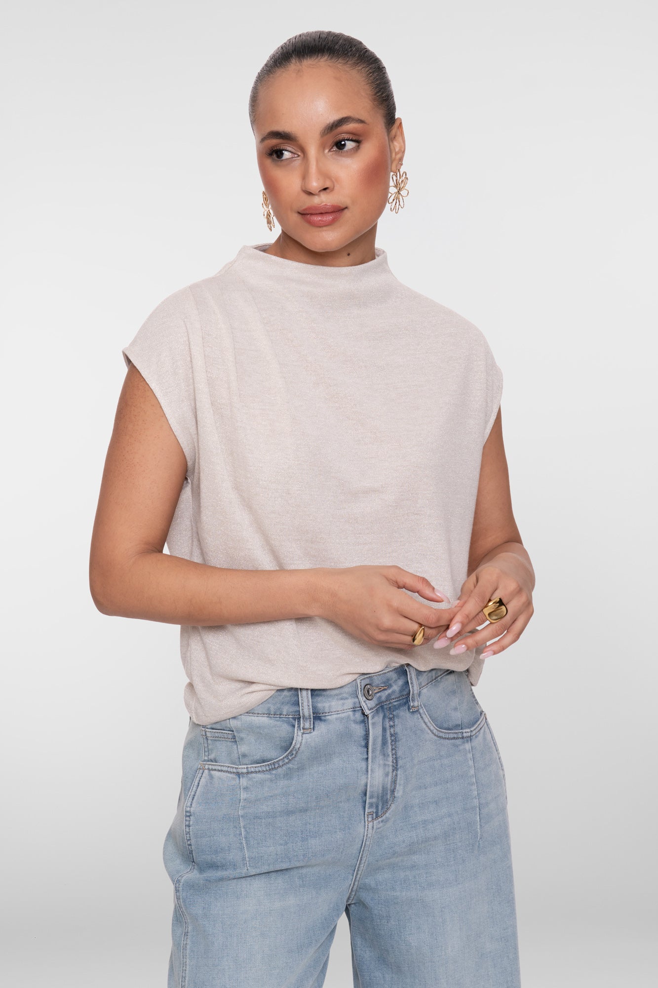 Geisha dames top met high neck detail