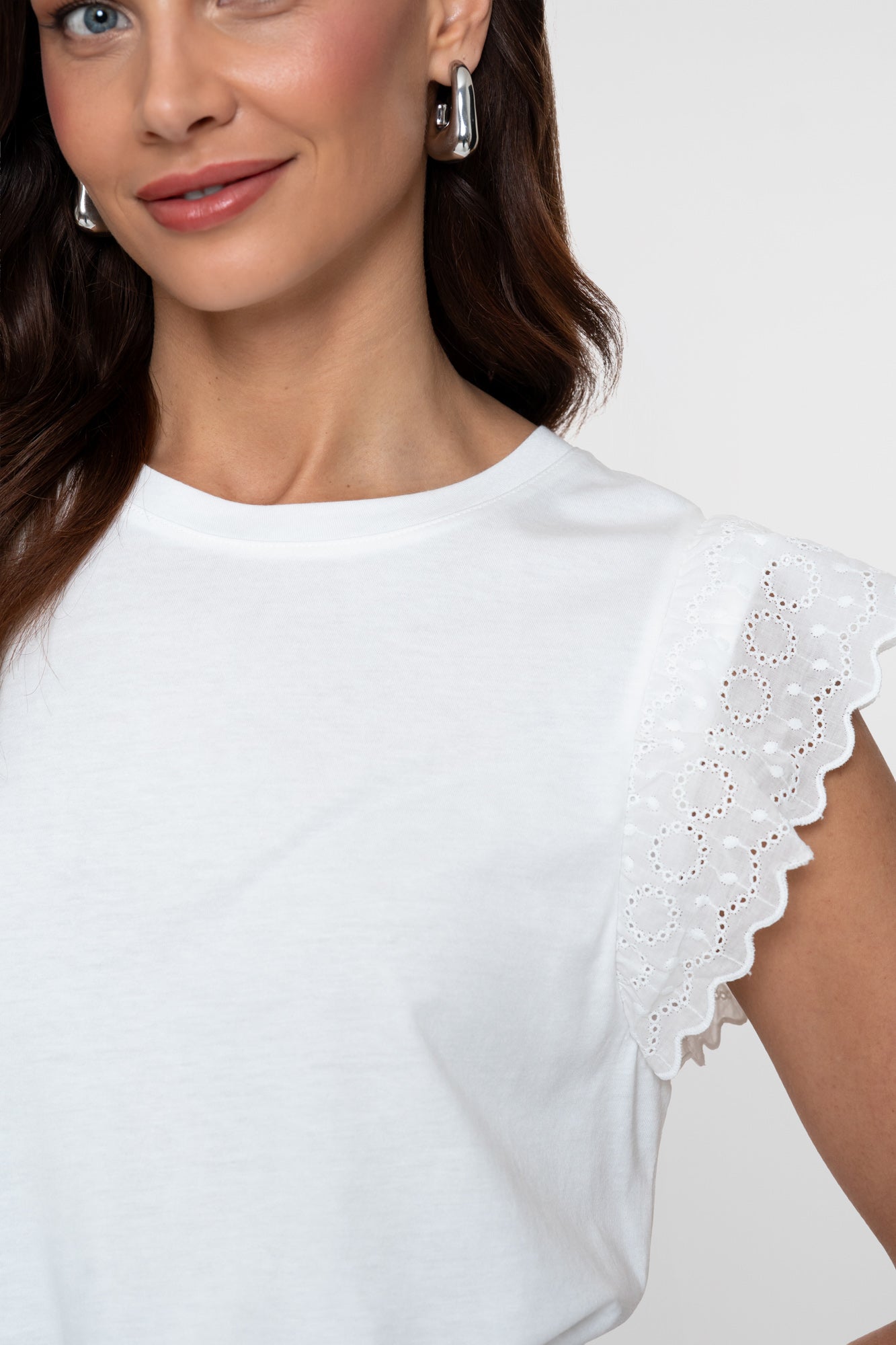 Geisha T-shirt  met sierlijke broderie mouwen