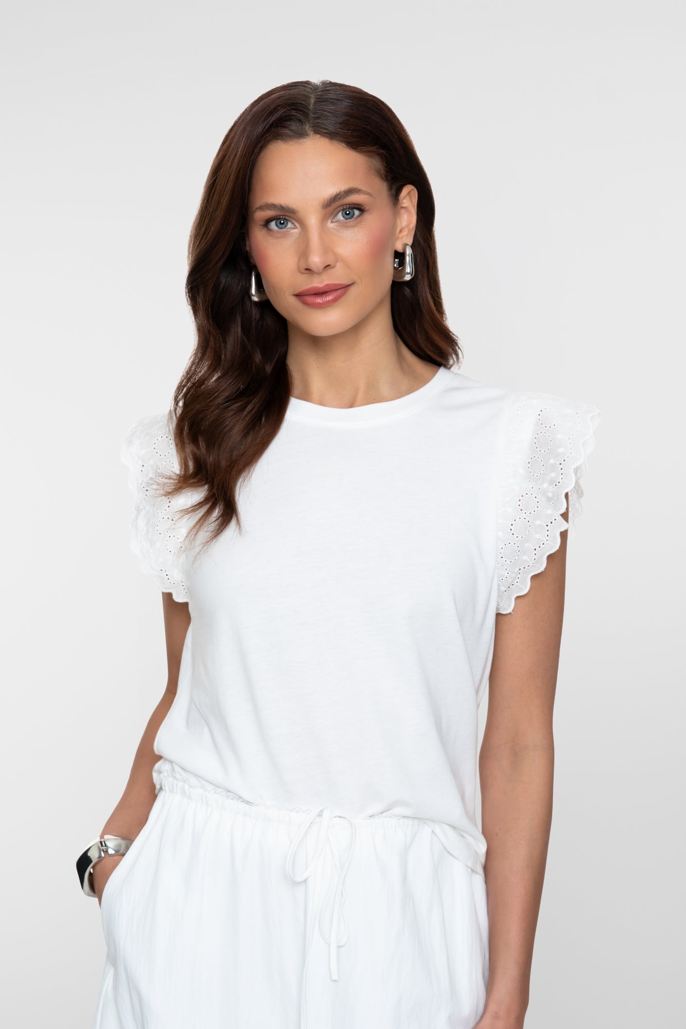 Geisha T-shirt  met sierlijke broderie mouwen