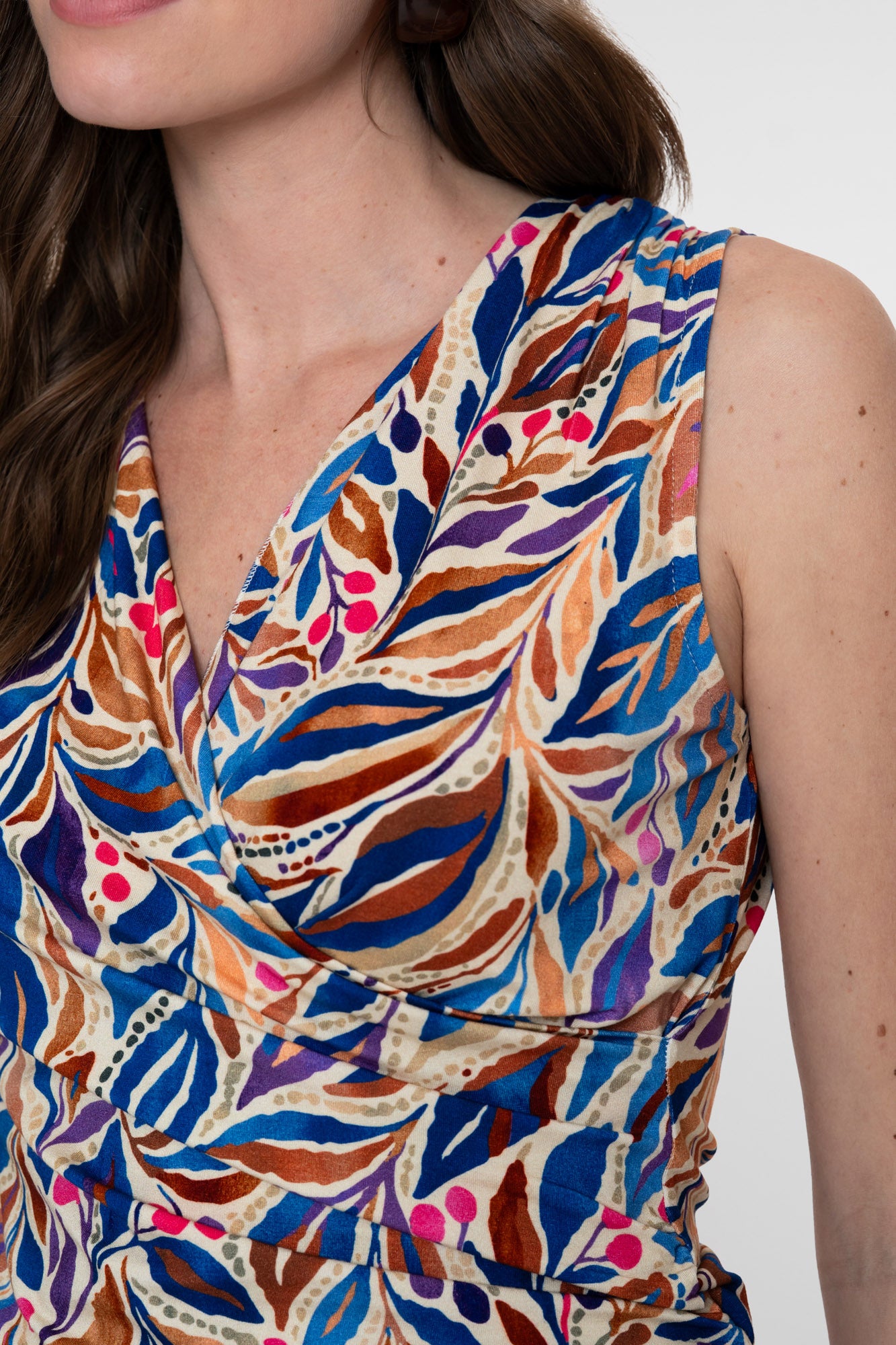 Geisha top met overslaghals en grafische print