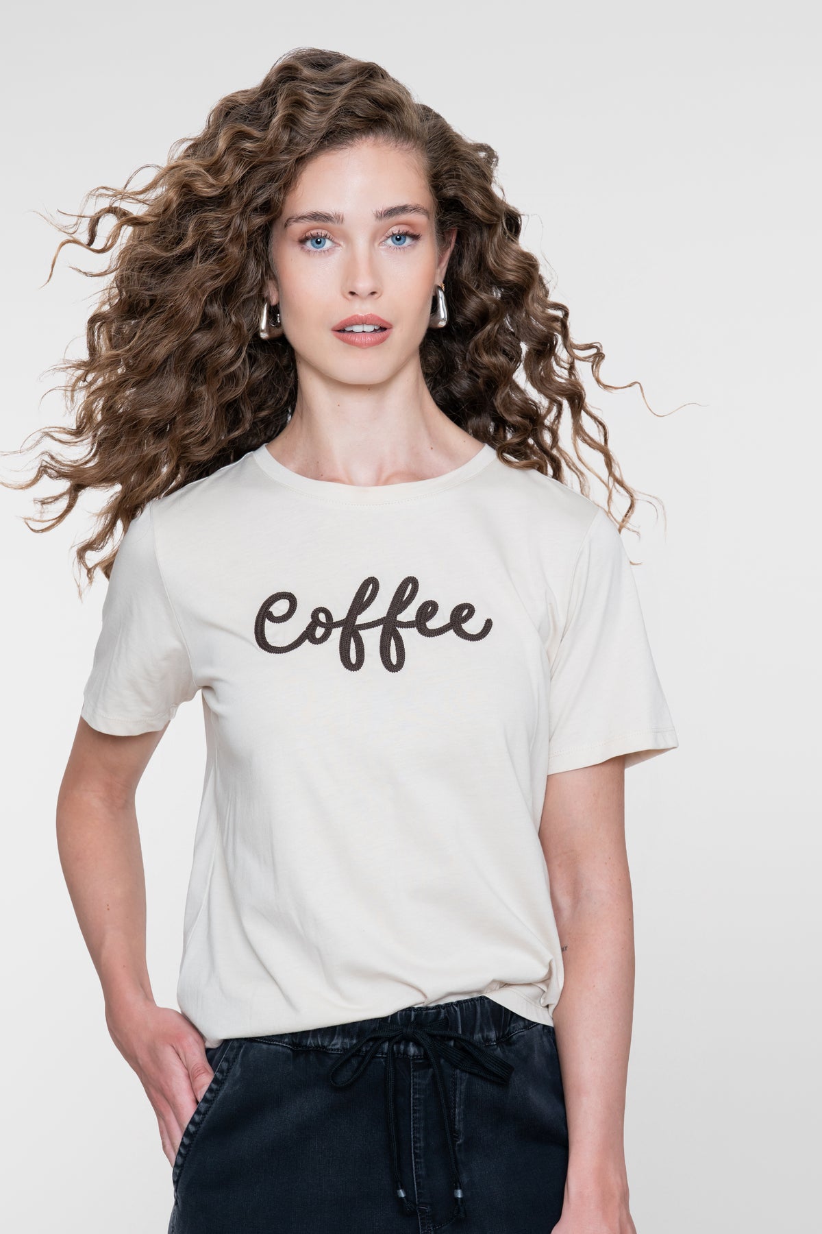 Geisha T-shirt met ''Coffee'' borduursel