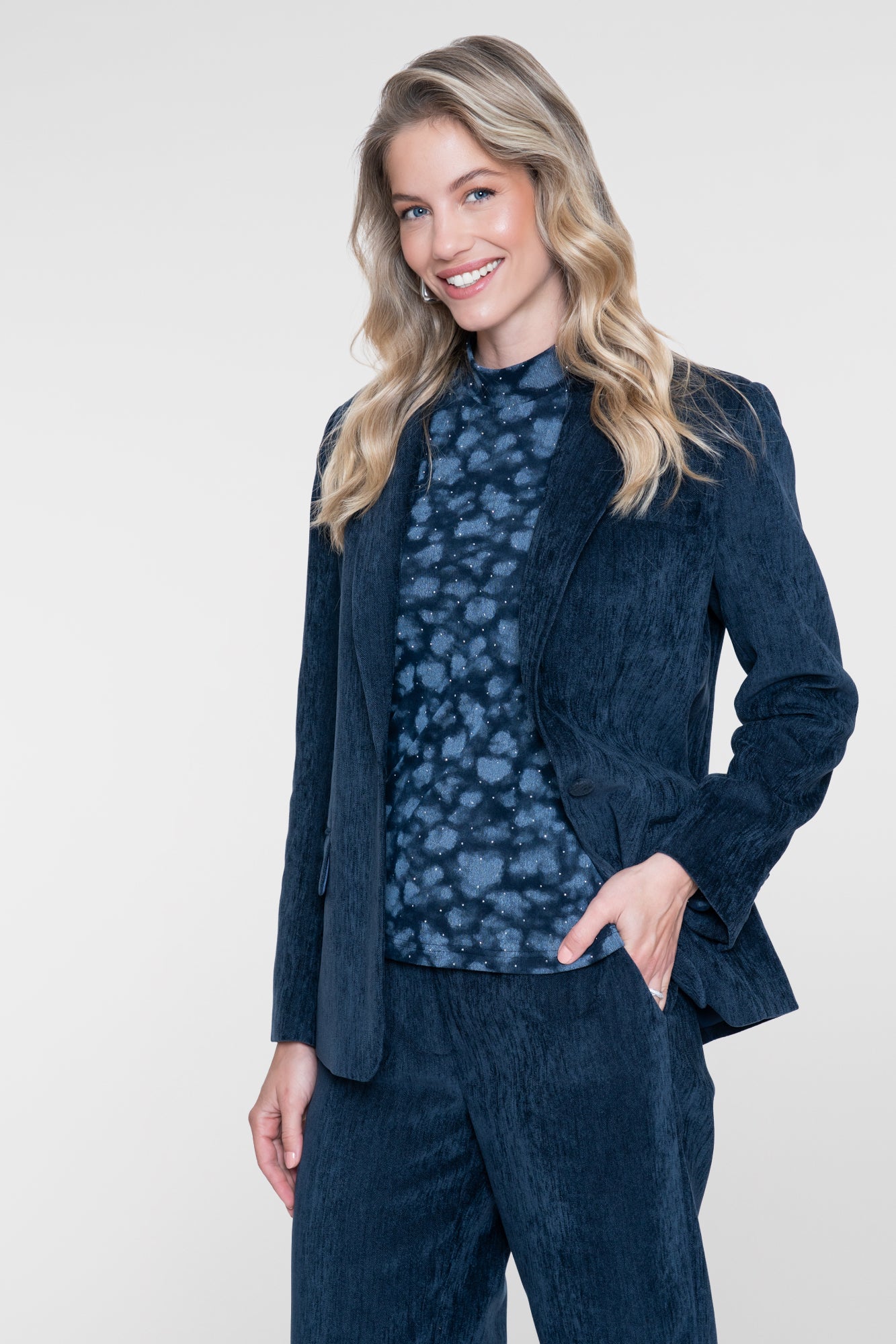 Geisha top met dessin, rhinestones en turtle neck