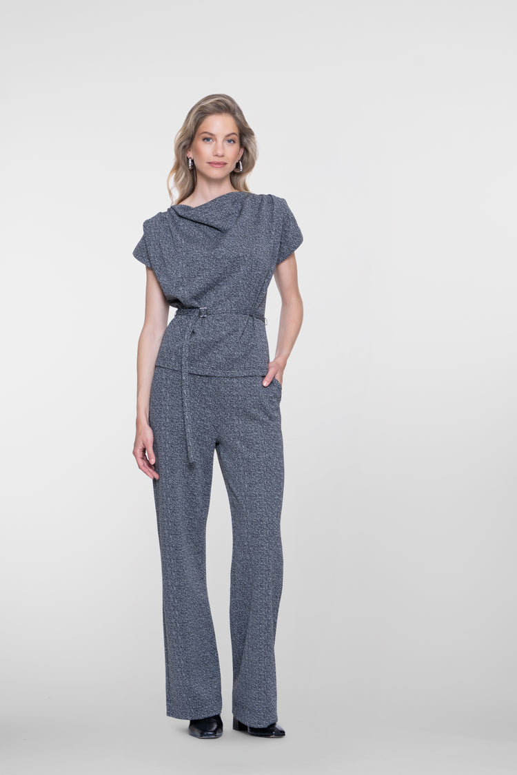 Geisha top met ceintuur en  watervalhals